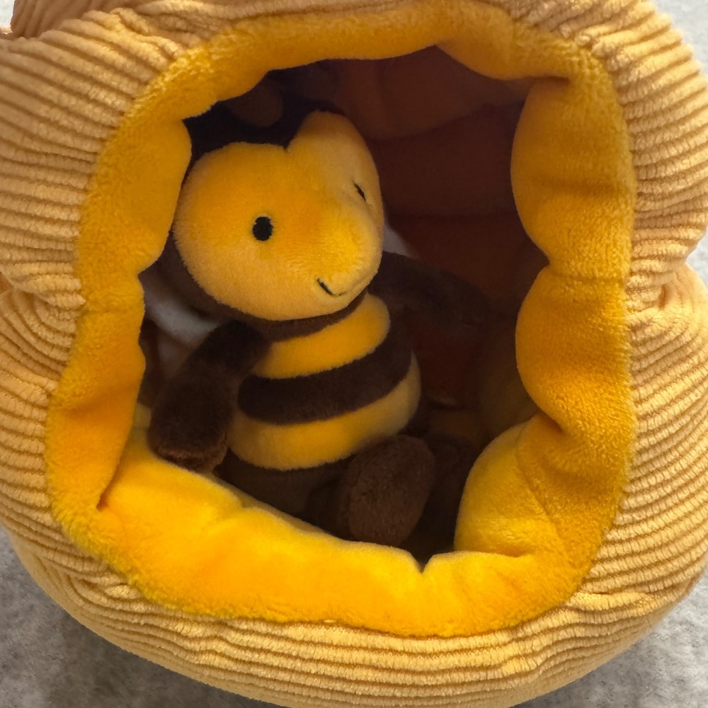 Jellycat Honeyhome Bee Plush Yellow Corduroy Beehive Set NEW Rare Retired - Picture 5 of 9